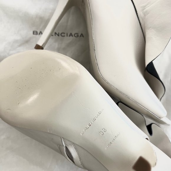 Balenciaga White Black Ruffle Peep Toe Heeled Booties - Size 38 - Picture 2 of 12
